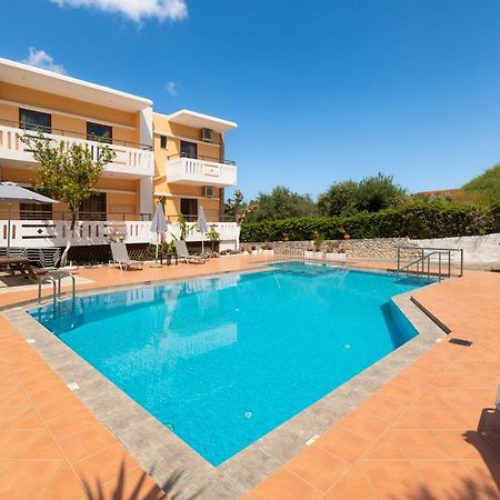 Aphrodite Apartments Калівес Екстер'єр фото