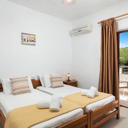 Aphrodite Apartments Калівес Екстер'єр фото