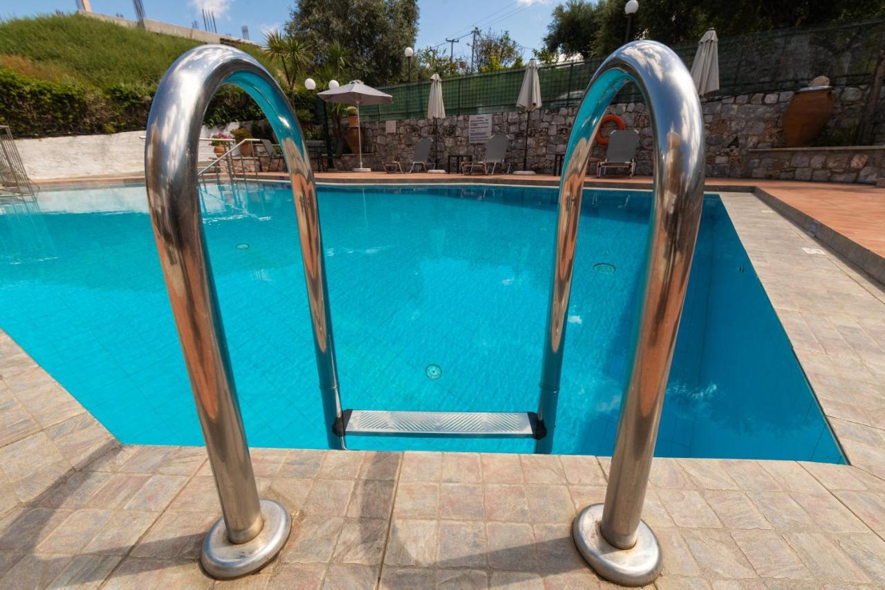Aphrodite Apartments Калівес Екстер'єр фото