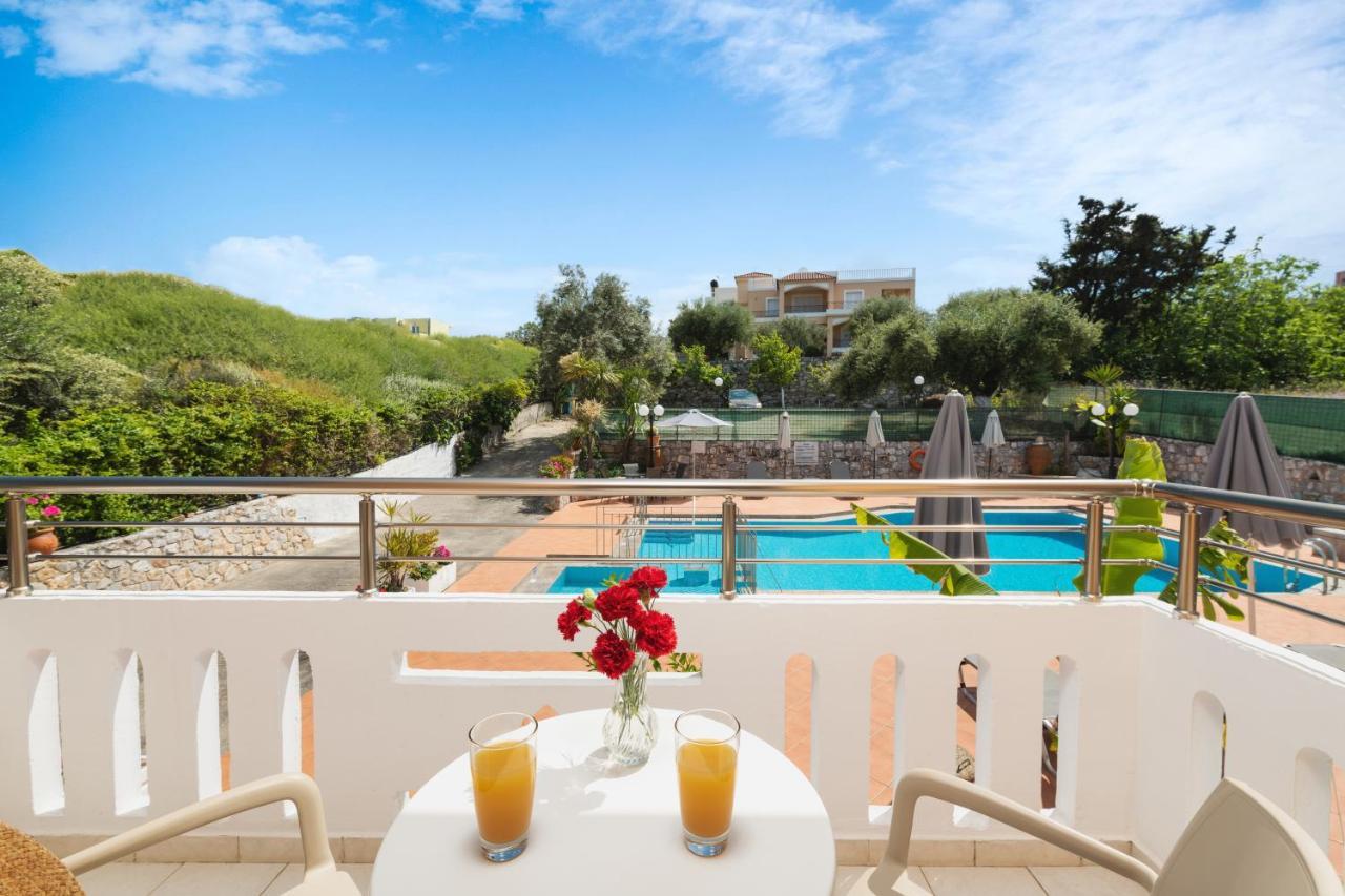Aphrodite Apartments Калівес Екстер'єр фото