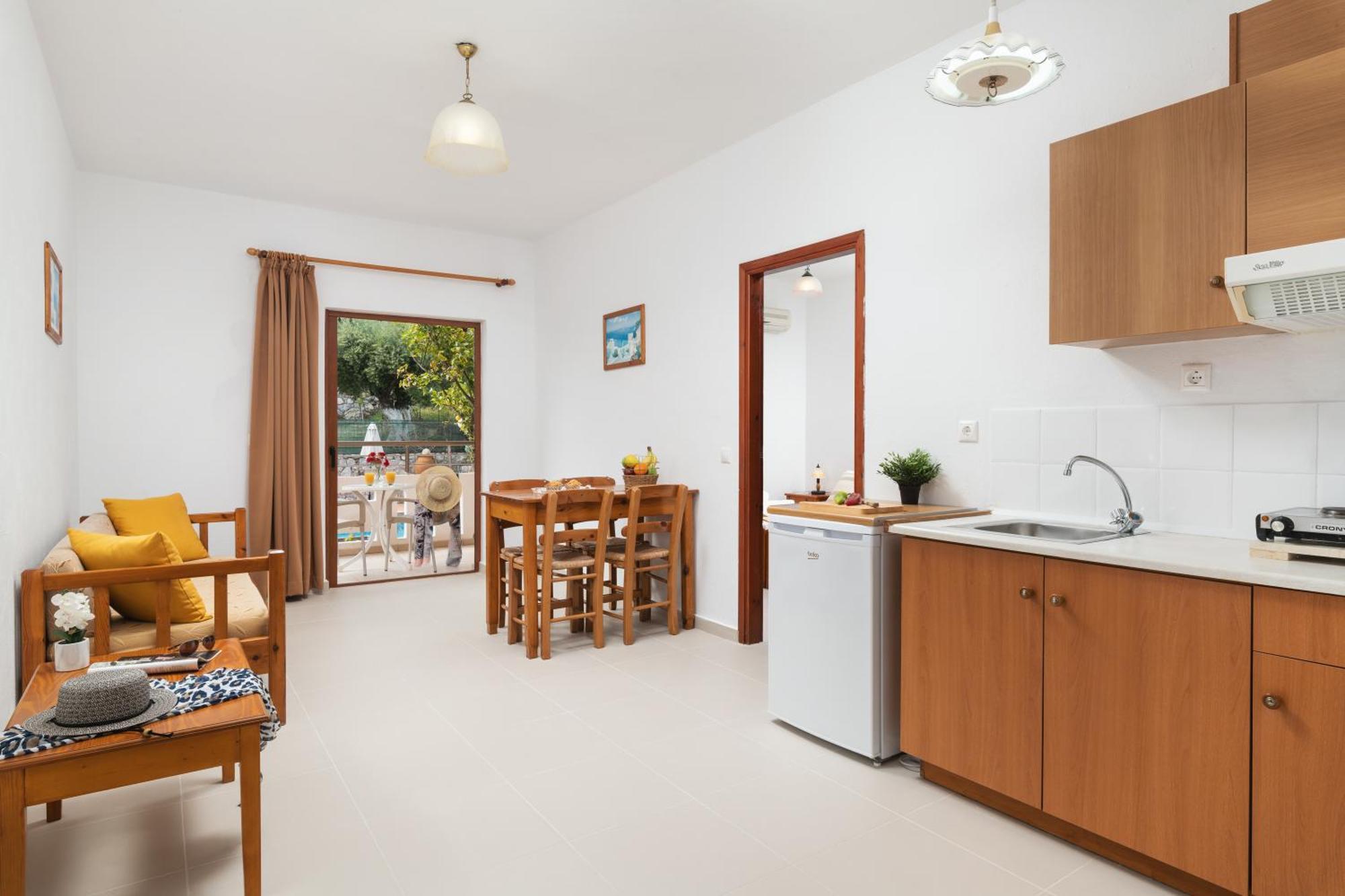 Aphrodite Apartments Калівес Екстер'єр фото